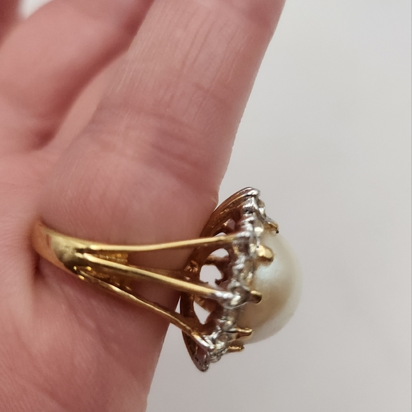 Vintage 18k Gold Electroplated Pearl & Diamond Ring Size 6 - Picture 3 of 13